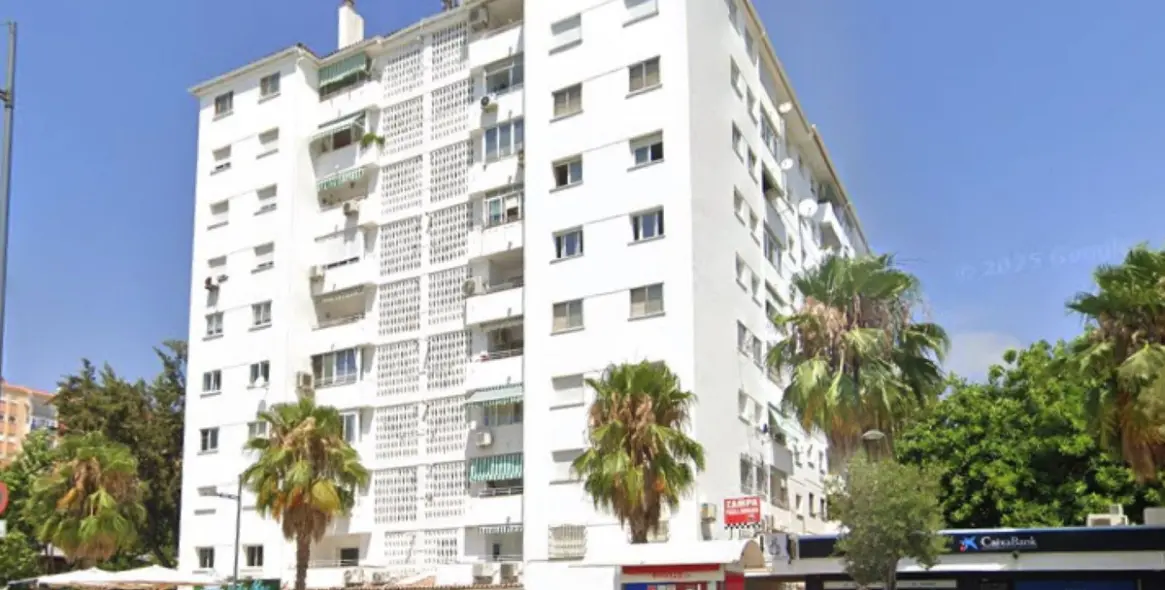 Продажа апартаментов на среднем этаже в San Pedro de Alcántara 1