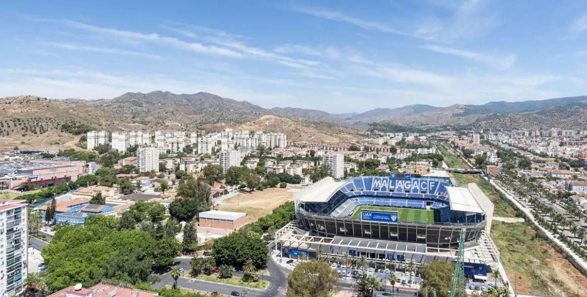 Продажа апартаментов на среднем этаже в Málaga Centro 6