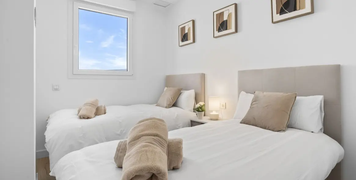 Продажа апартаментов на среднем этаже в Málaga Centro 14