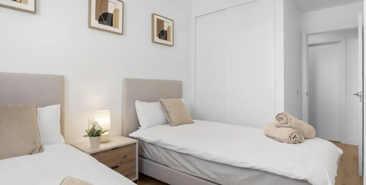 Продажа апартаментов на среднем этаже в Málaga Centro 15