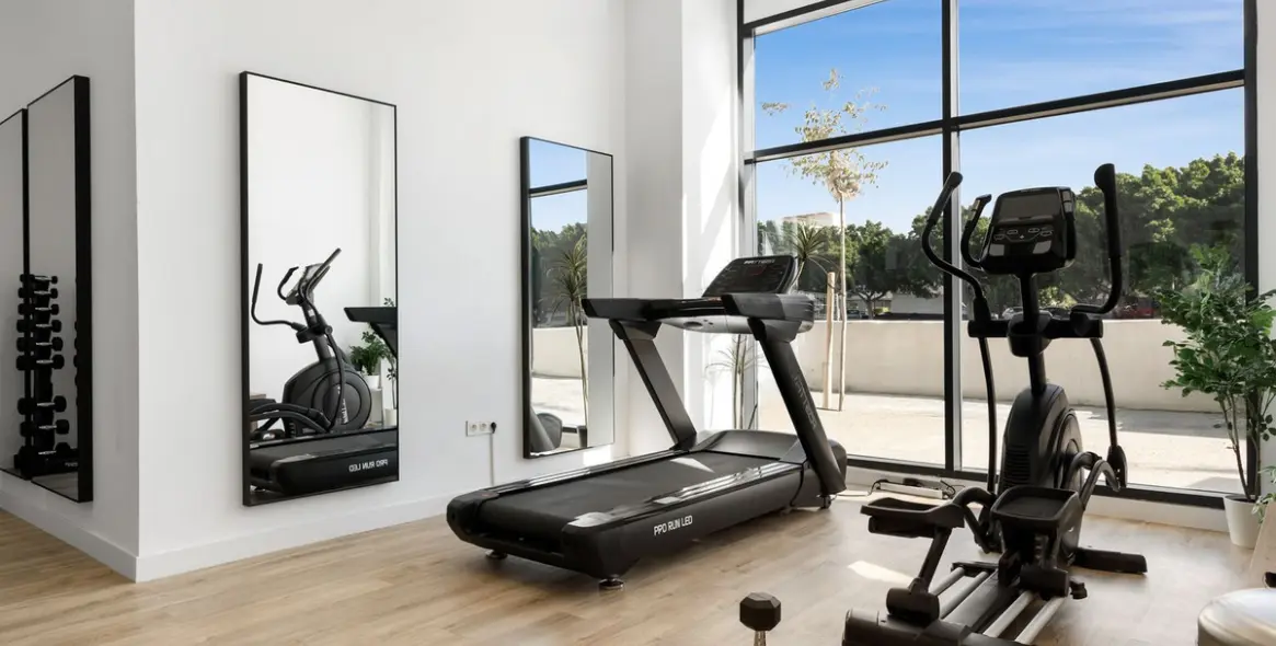 Sale of middle floor apartment in Málaga Centro 26