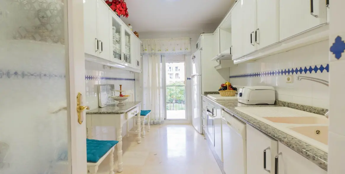 Продажа апартаментов на среднем этаже в Fuengirola 30