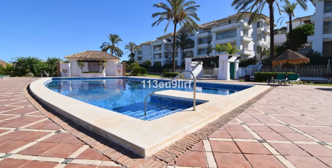 Sale of middle floor apartment in La Cala Golf 1