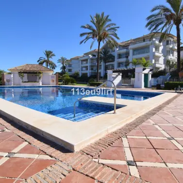 Sale of middle floor apartment in La Cala Golf
