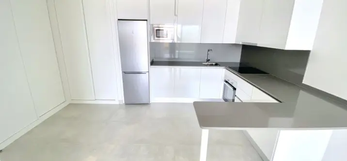 Продажа апартаментов на первом этаже в La Cala de Mijas 2