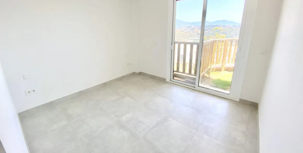 Продажа апартаментов на первом этаже в La Cala de Mijas 9