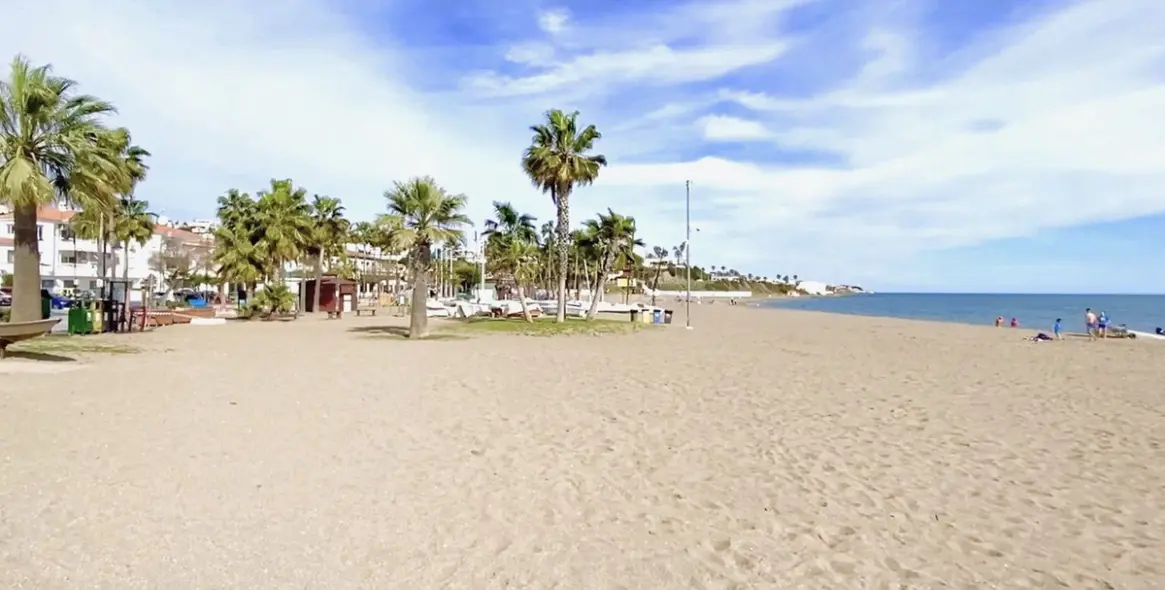 Sale of ground floor apartment in La Cala de Mijas 28