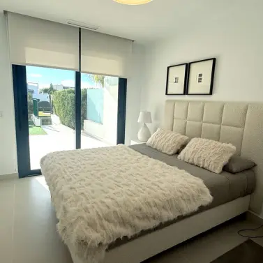 Sale of ground floor apartment in Cancelada