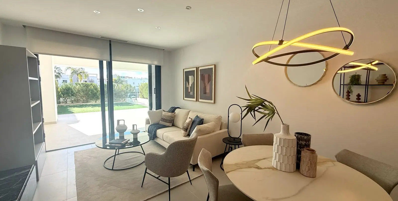 Venta de apartamento en planta baja en Cancelada 1