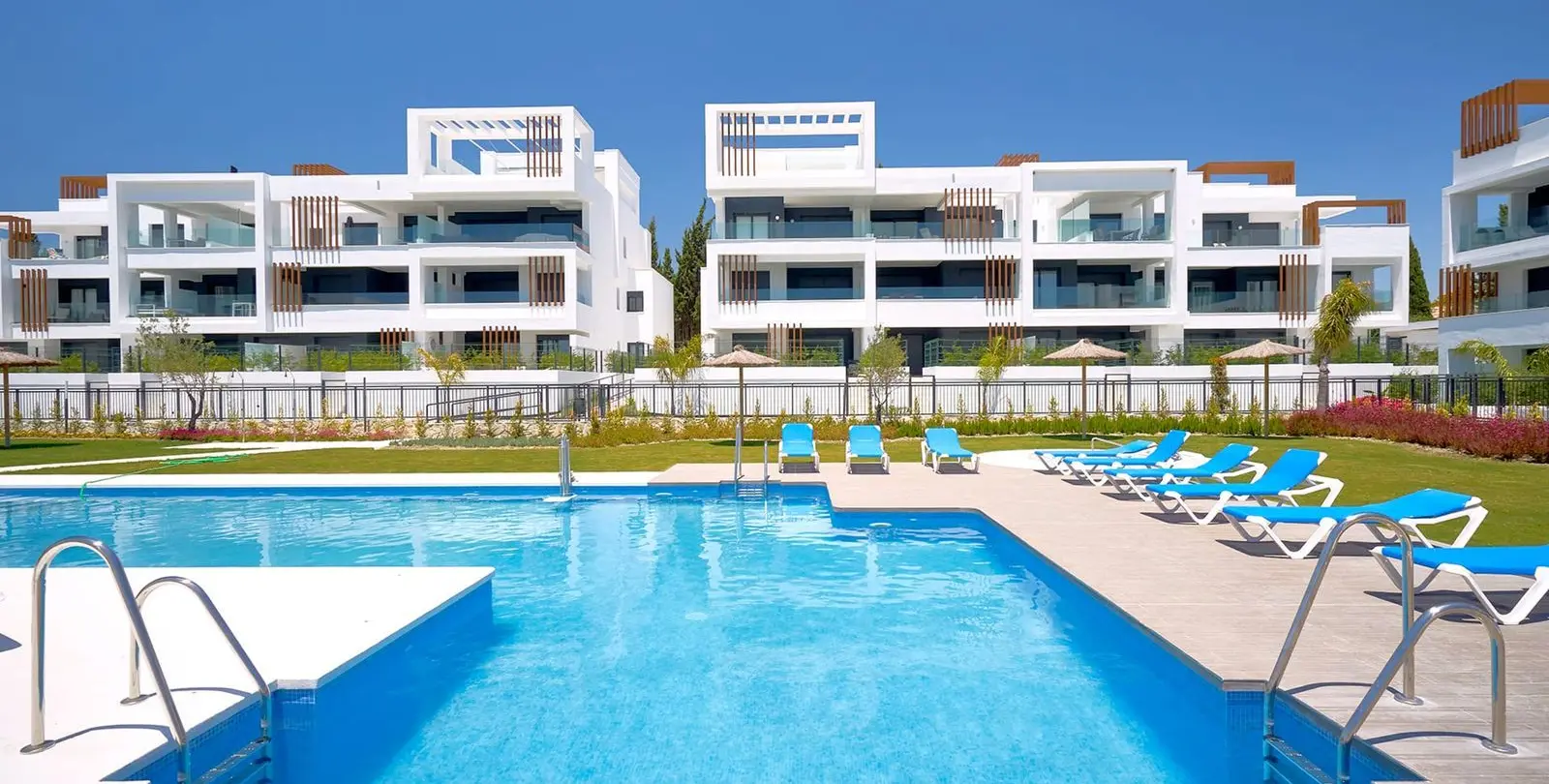 Venta de apartamento en planta baja en Cancelada 3