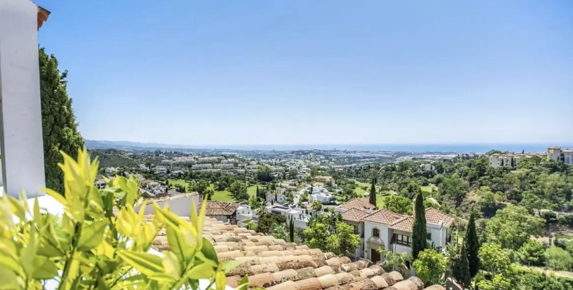 Sale of ground floor apartment in La Quinta 1