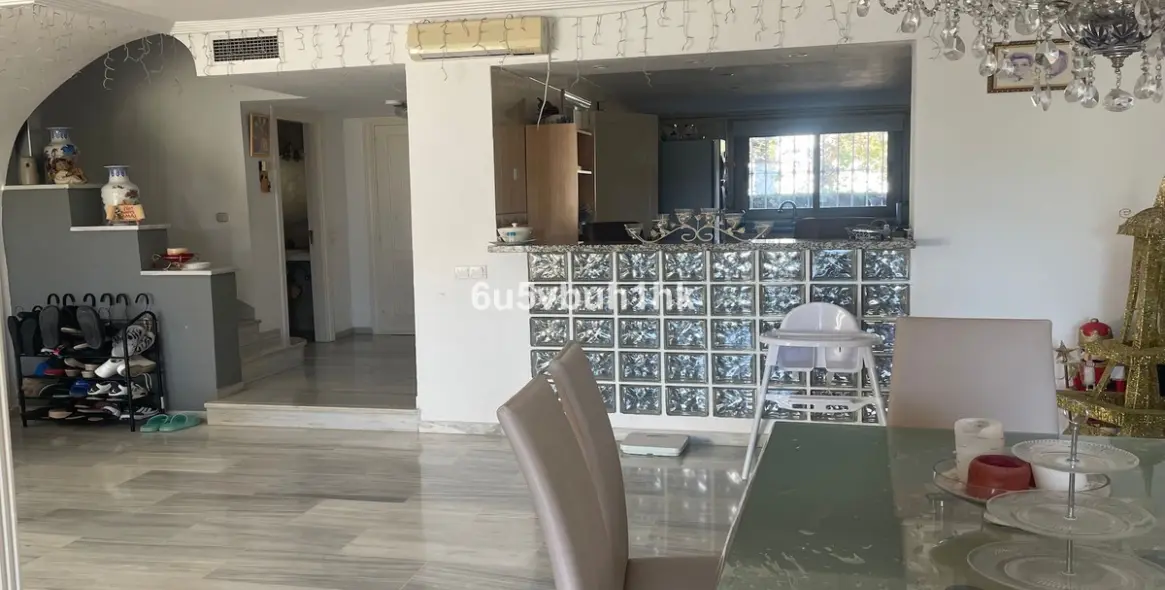 Продажа таунхауса в Estepona 4