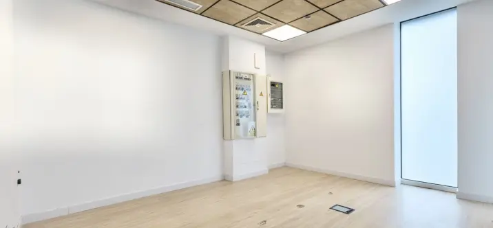 Venta de local comercial en Mijas Costa 4