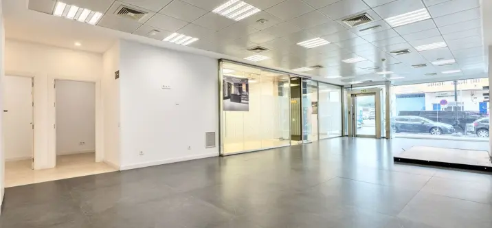 Sale of commercial premises in Mijas Costa 2