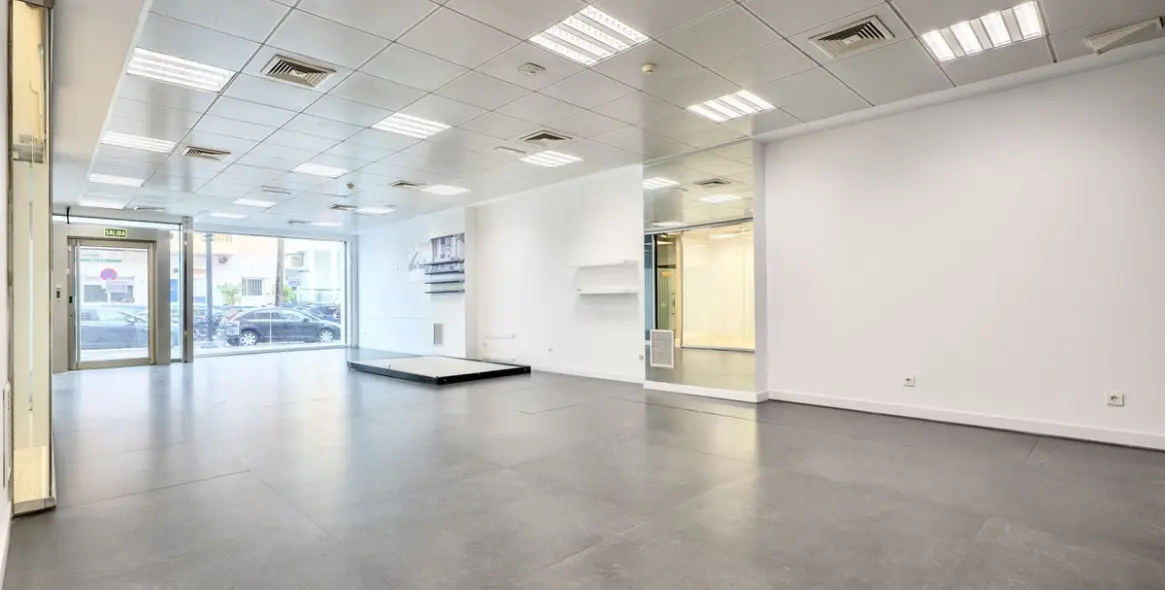 Sale of commercial premises in Mijas Costa 4
