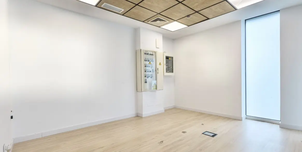 Sale of commercial premises in Mijas Costa 5