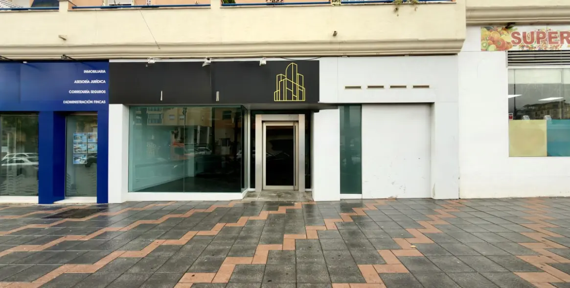 Sale of commercial premises in Mijas Costa 17