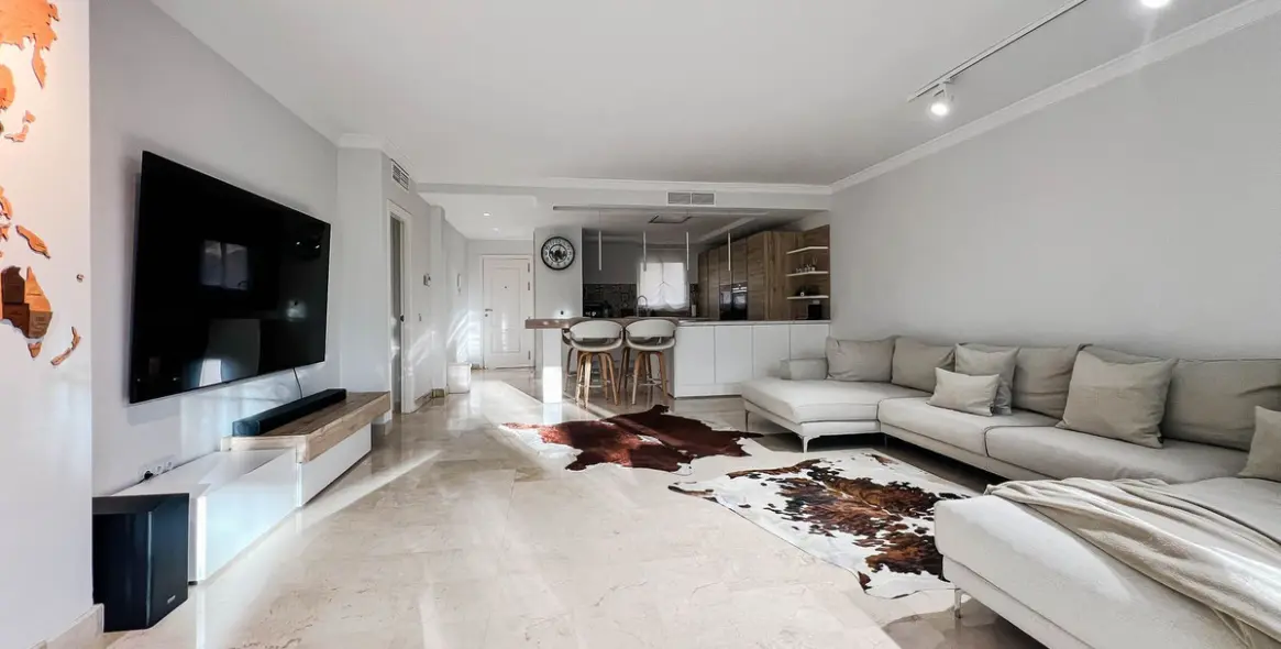 Продажа апартаментов на среднем этаже в Atalaya 1