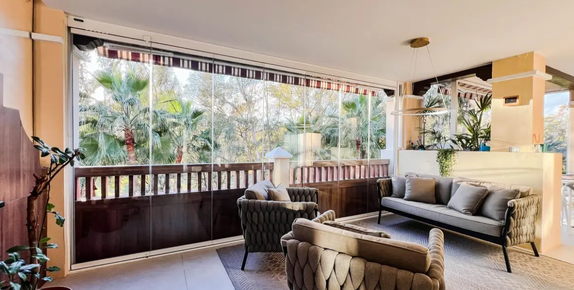 Продажа апартаментов на среднем этаже в Atalaya 5