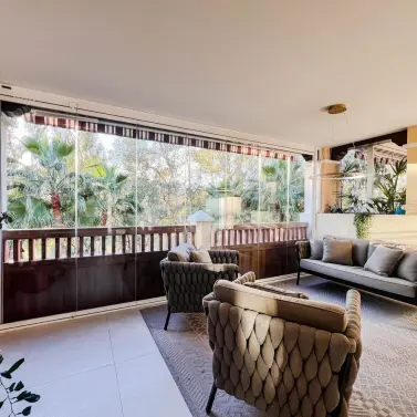 Продажа апартаментов на среднем этаже в Atalaya