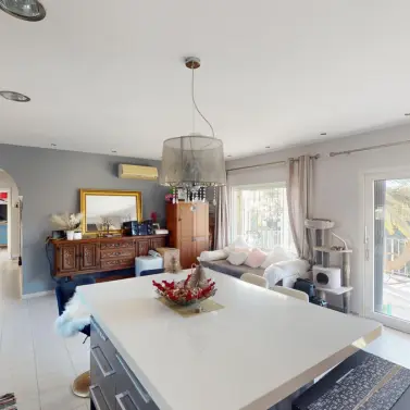 Venta de villa independiente en Benajarafe