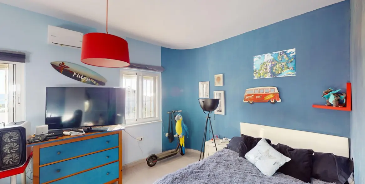 Продажа  отдельно стоящей виллы в Benajarafe 16