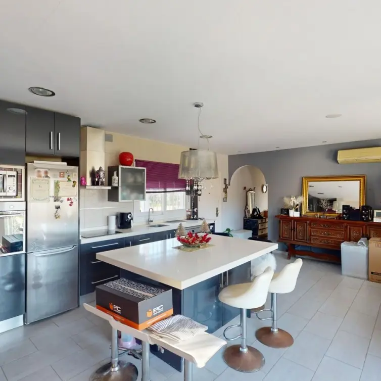 Venta de villa independiente en Benajarafe