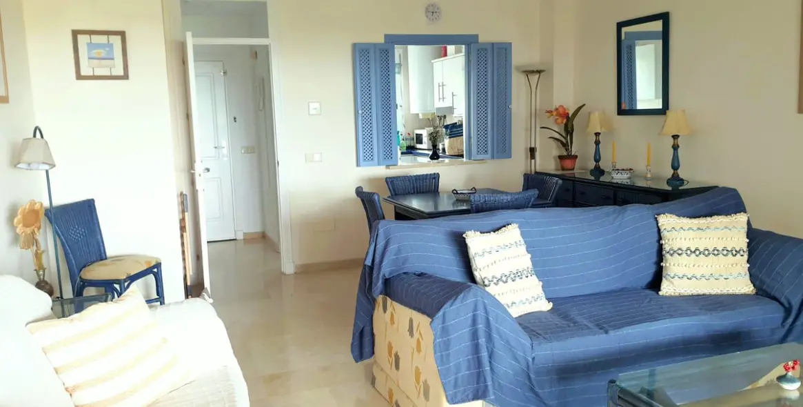 Продажа дома на две семьи в Casares Playa 3