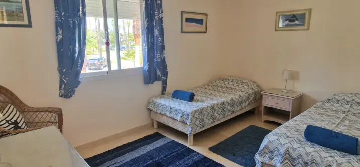 Продажа дома на две семьи в Casares Playa 4