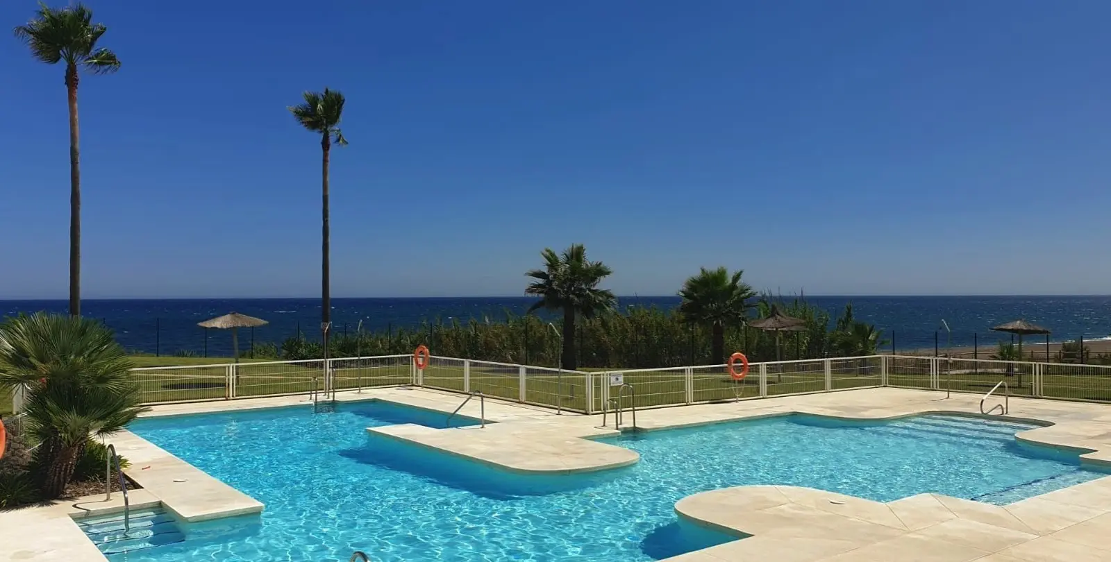 Venta de casa pareada en Casares Playa 22