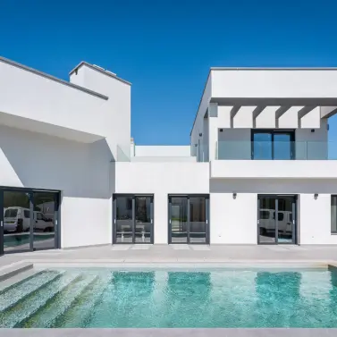 Продажа  отдельно стоящей виллы в Estepona