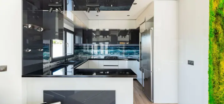 Продажа  отдельно стоящей виллы в Estepona 2