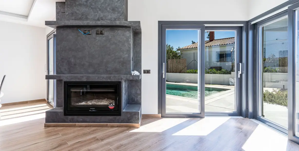 Продажа  отдельно стоящей виллы в Estepona 4