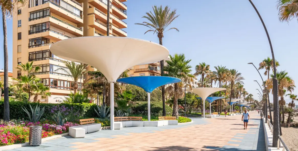 Продажа  отдельно стоящей виллы в Estepona 39