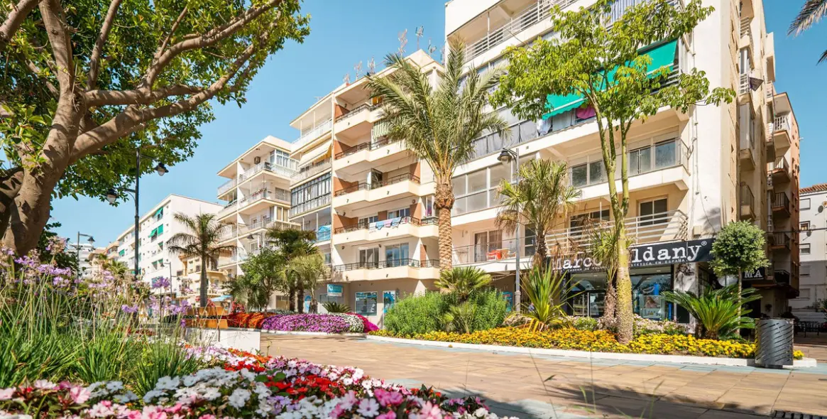 Продажа  отдельно стоящей виллы в Estepona 45