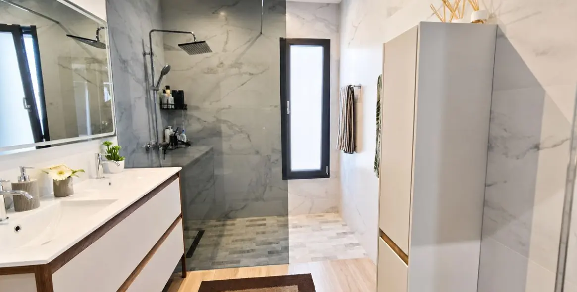 Venta de villa independiente en Estepona 36