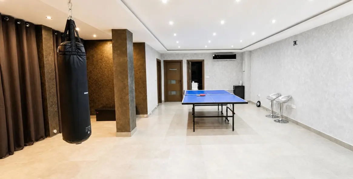 Venta de villa independiente en Estepona 44
