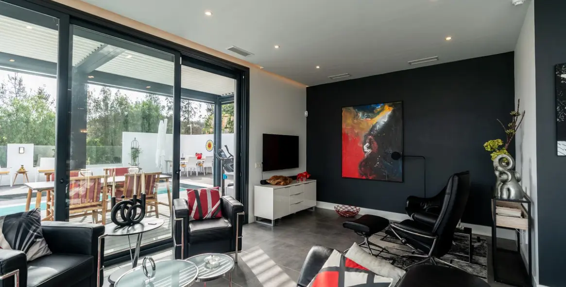 Продажа  отдельно стоящей виллы в Cerros del Aguila 5