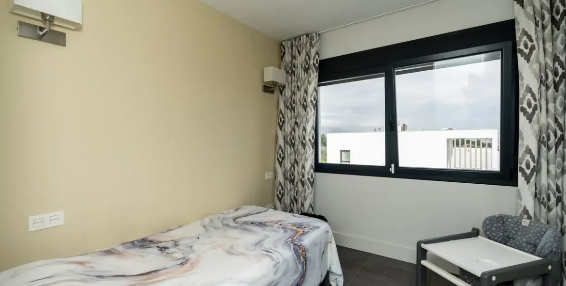 Продажа  отдельно стоящей виллы в Cerros del Aguila 8