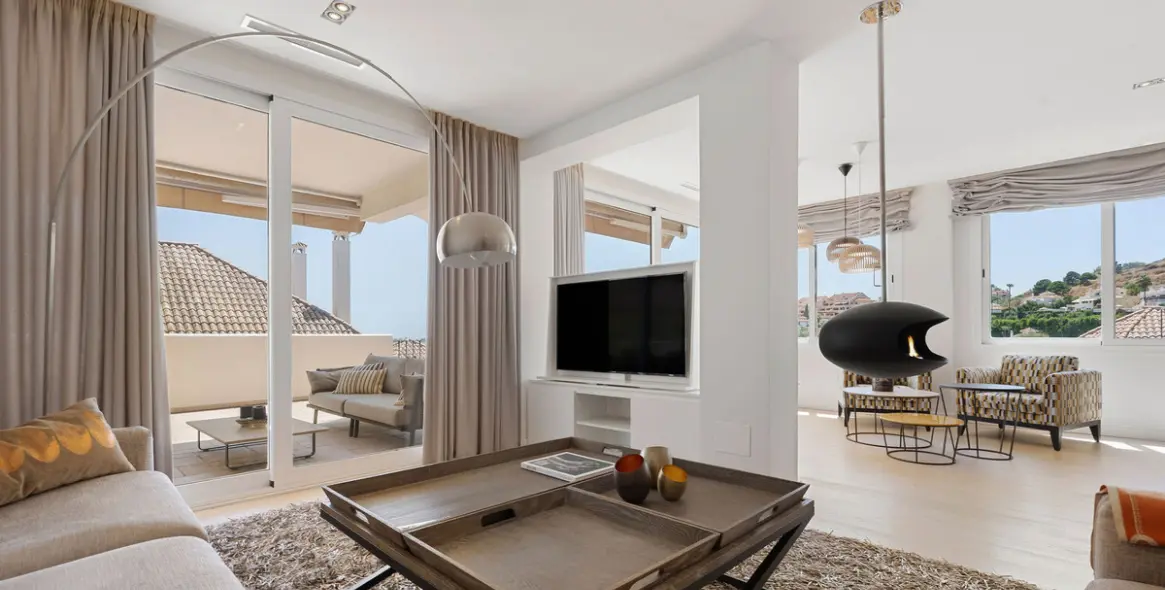 Продажа двухуровневых апартаментов в Nueva Andalucía 3