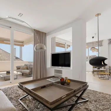 Продажа двухуровневых апартаментов в Nueva Andalucía