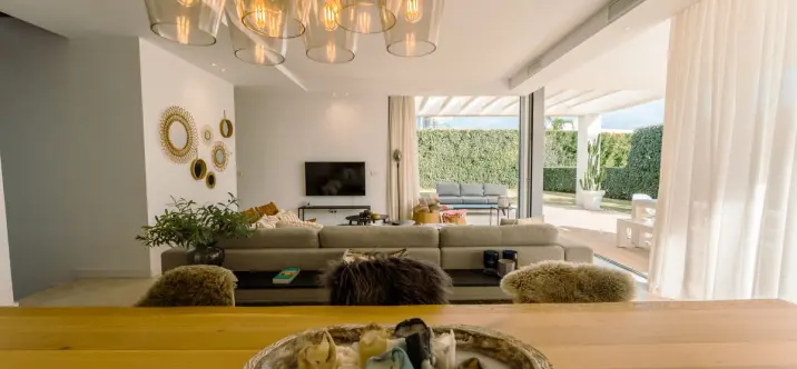 Long-term rent of detached villa in Cancelada 3