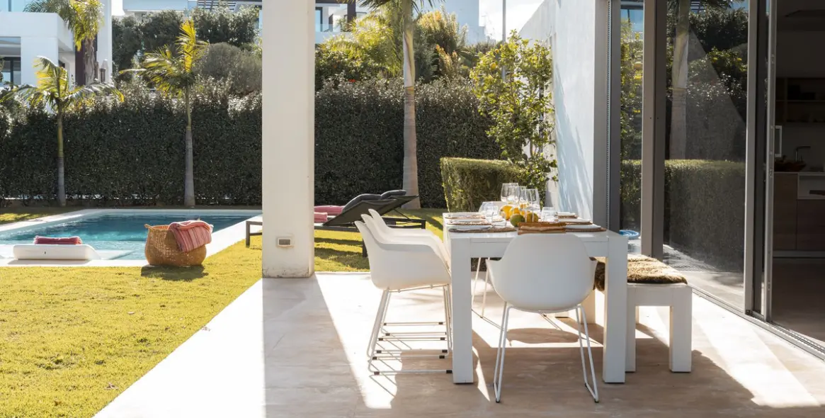 Long-term rent of detached villa in Cancelada 4