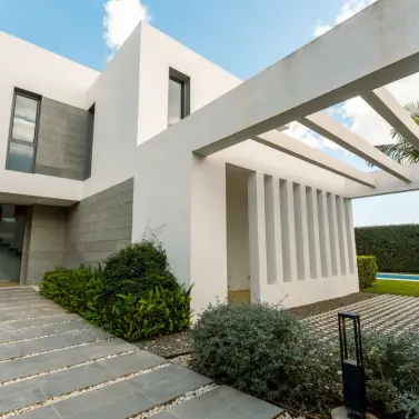 Long-term rent of detached villa in Cancelada
