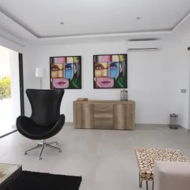 Долгосрочная аренда  отдельно стоящей виллы в Elviria