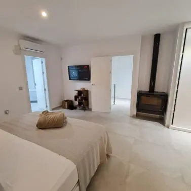 Долгосрочная аренда  отдельно стоящей виллы в Elviria