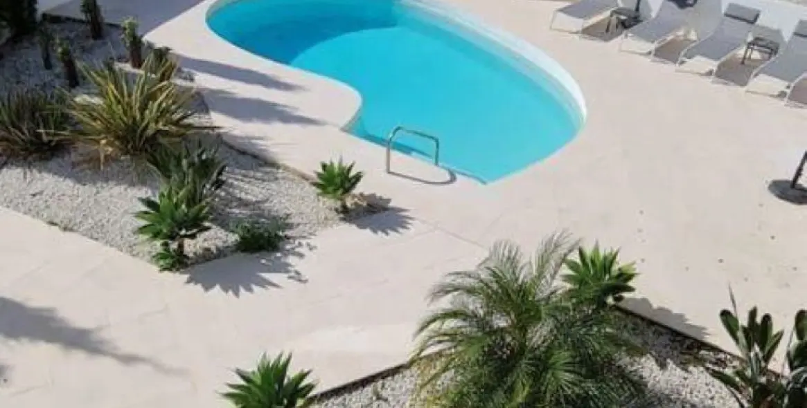 Долгосрочная аренда  отдельно стоящей виллы в Elviria 15