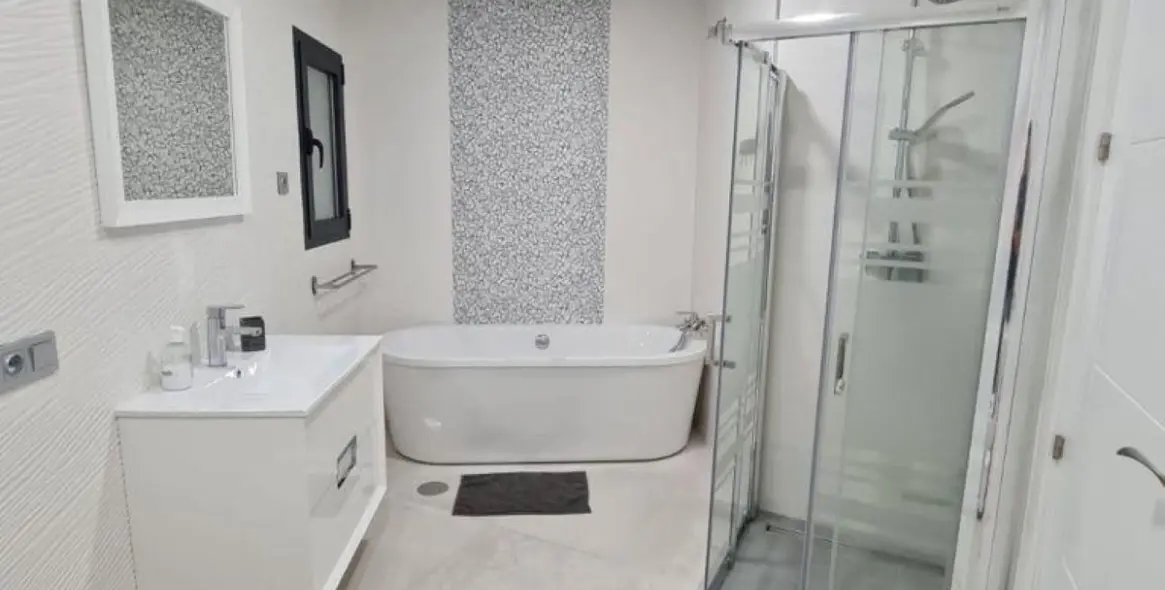 Долгосрочная аренда  отдельно стоящей виллы в Elviria 34