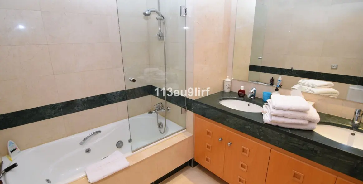 Long-term rent of middle floor apartment in La Cala Golf 14