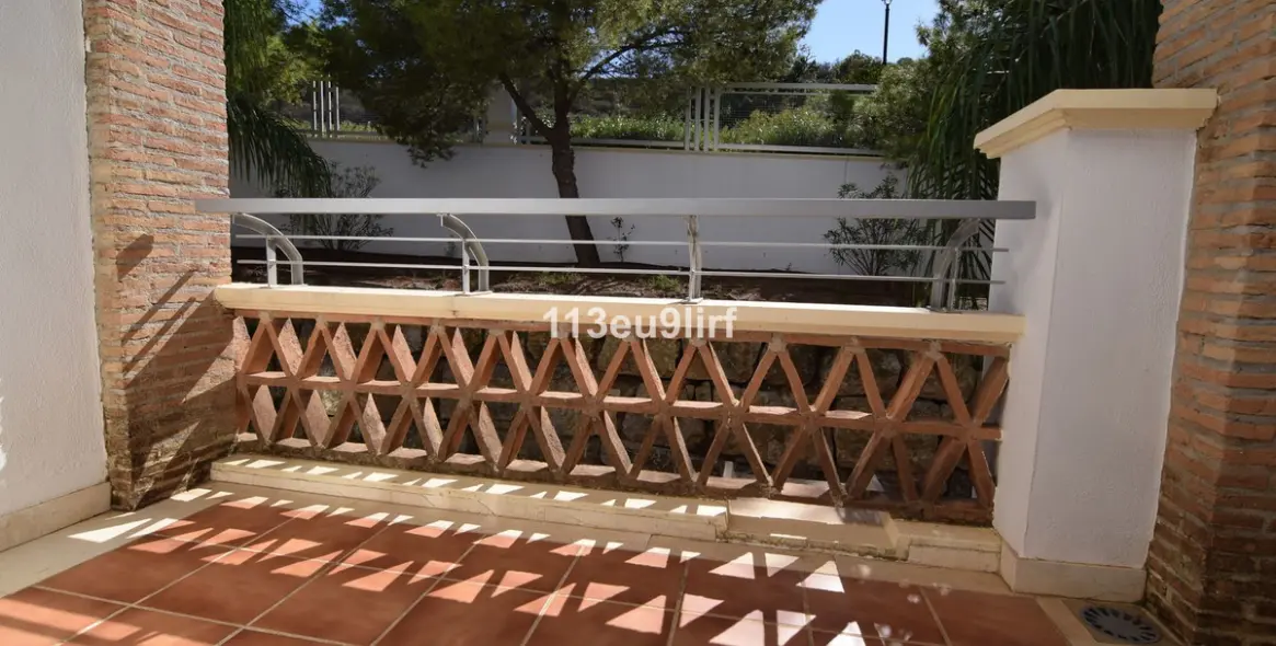 Long-term rent of middle floor apartment in La Cala Golf 20